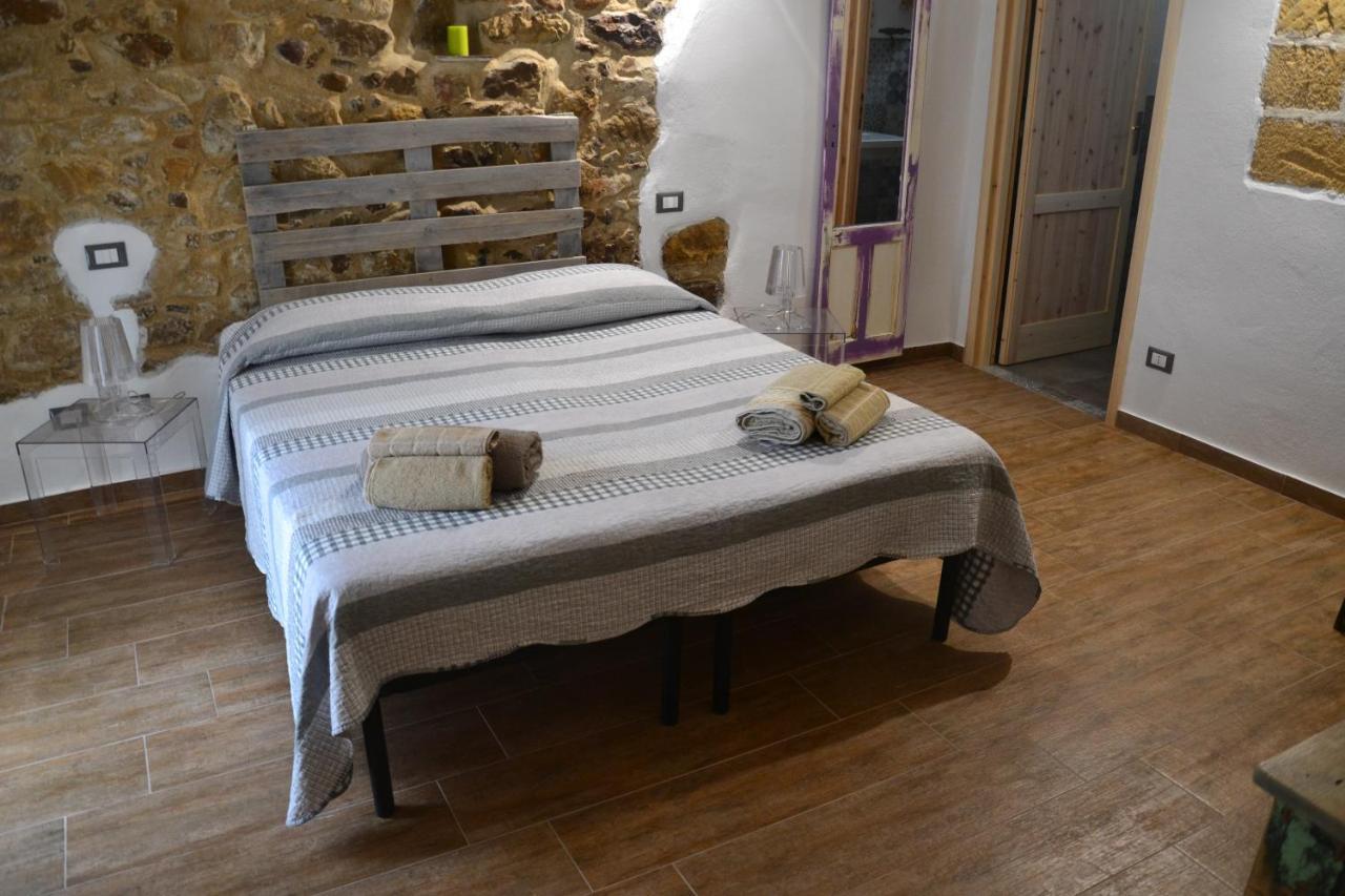 B&B Polvere Di Stelle Ummari ภายนอก รูปภาพ