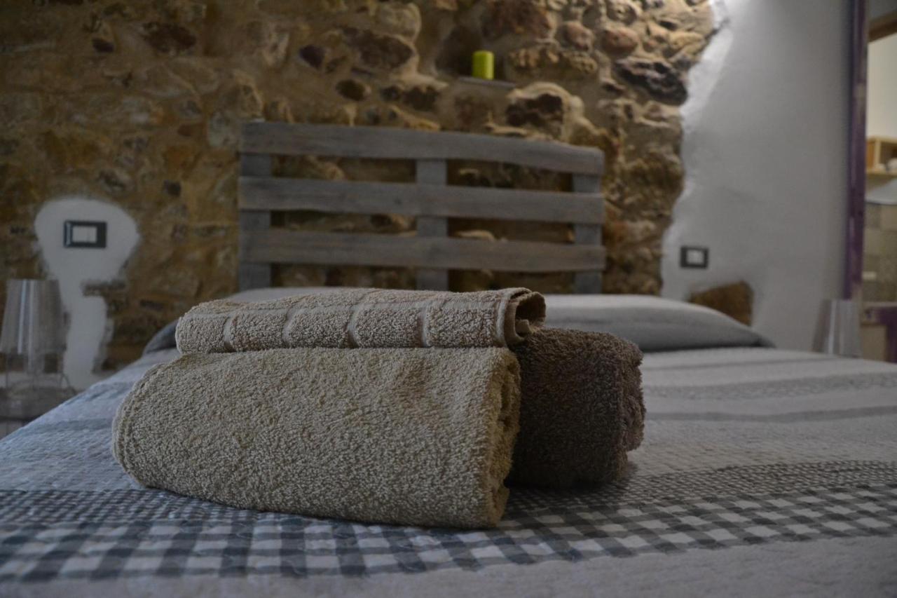 B&B Polvere Di Stelle Ummari ภายนอก รูปภาพ
